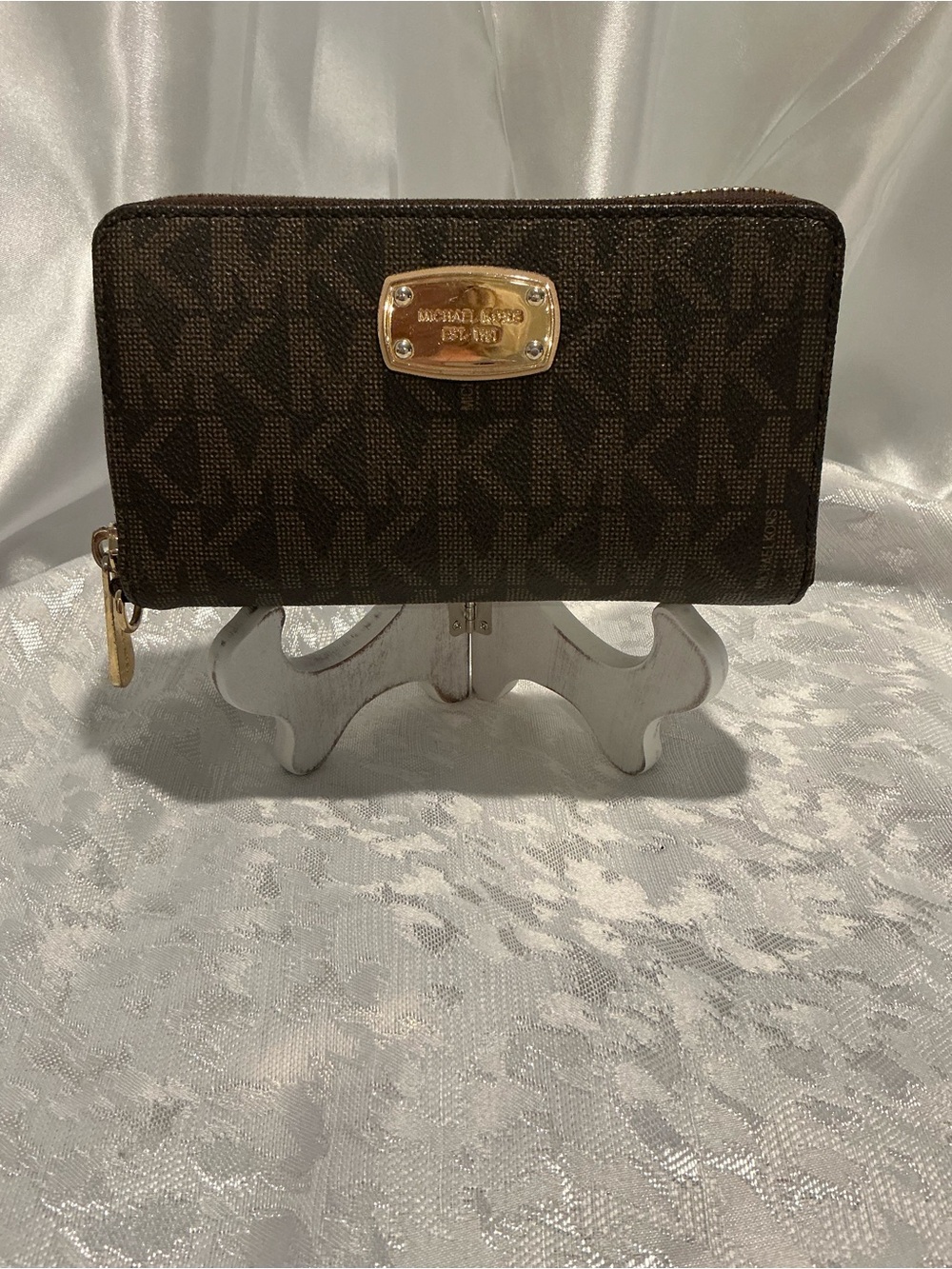 Michael Kors Jet Set Dark Brown MK Signature Zip-Around Wallet